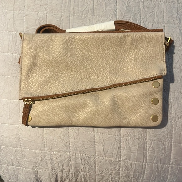 Hammit mixed media cross body bag / clutch combination - Picture 6 of 7